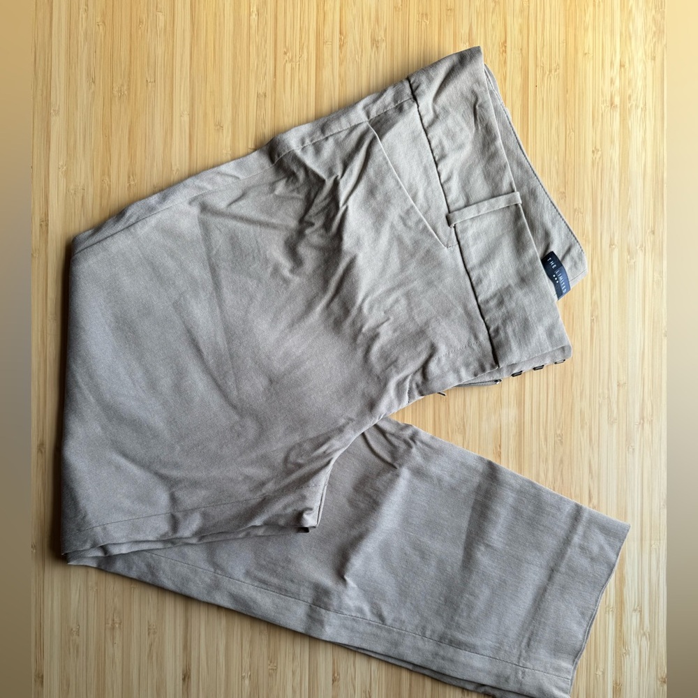 The Limited Women's Tan Cropped Pants